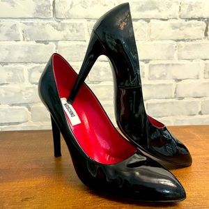 MOSCHINO black patent leather pump